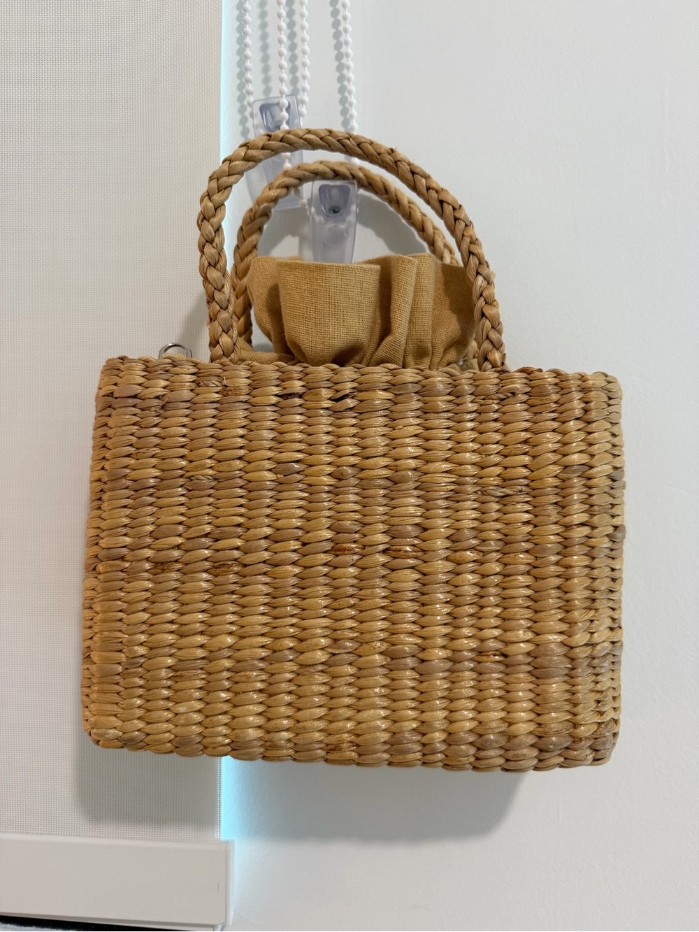 Hat Attack Straw Tote Bag in Tan